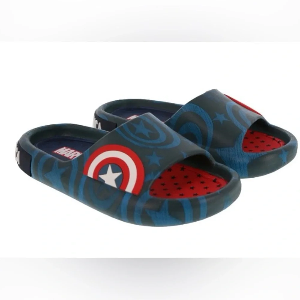 NWT Marvel Captain America Kids Slide Sandals - Size 3